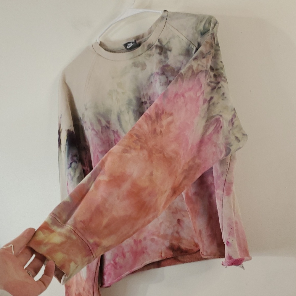 Vintage Nike Y2K Crop Sweatshirt Size Med Womens Homeade Tie Dye One Of A Kind - Picture 7 of 12